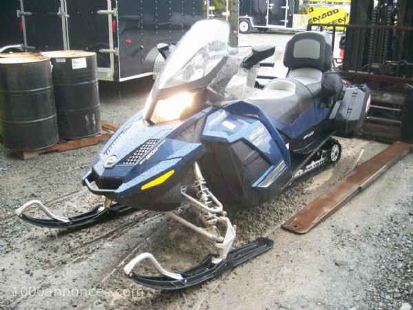SKI-DOO GTX SE BLEU 2011
